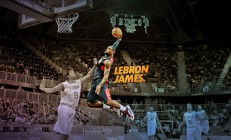 米兰体育官方网站-京多安，攻防转换的艺术大师—美国对阵西班牙战术棋盘上的隐形核心