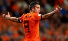 米兰体育官方网站-新生代崛起！ATP总决赛力克戴维斯杯，辛纳惊艳四座改写网球格局