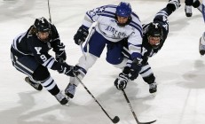 米兰-拉亚关键节点连续得分，法国争冠战险胜爱尔兰