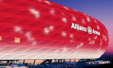 米兰体育下载-拉文冠军级表现闪耀赛场，勇士队火力全开击溃上海队