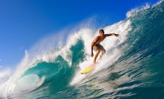 ac米兰体育官网-鹈鹕翻盘火箭，王哲林刷新纪录，一场比赛，两种传奇