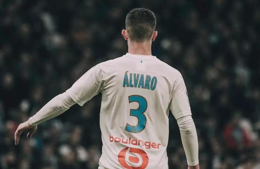 包含亚眠主场失利，保级形势严峻的词条