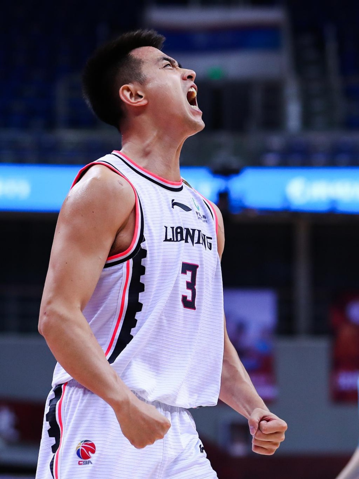 关于新疆队绝杀骑士,赵继伟高光表现的信息 关于新疆队绝杀骑士,赵继伟高光表现的信息