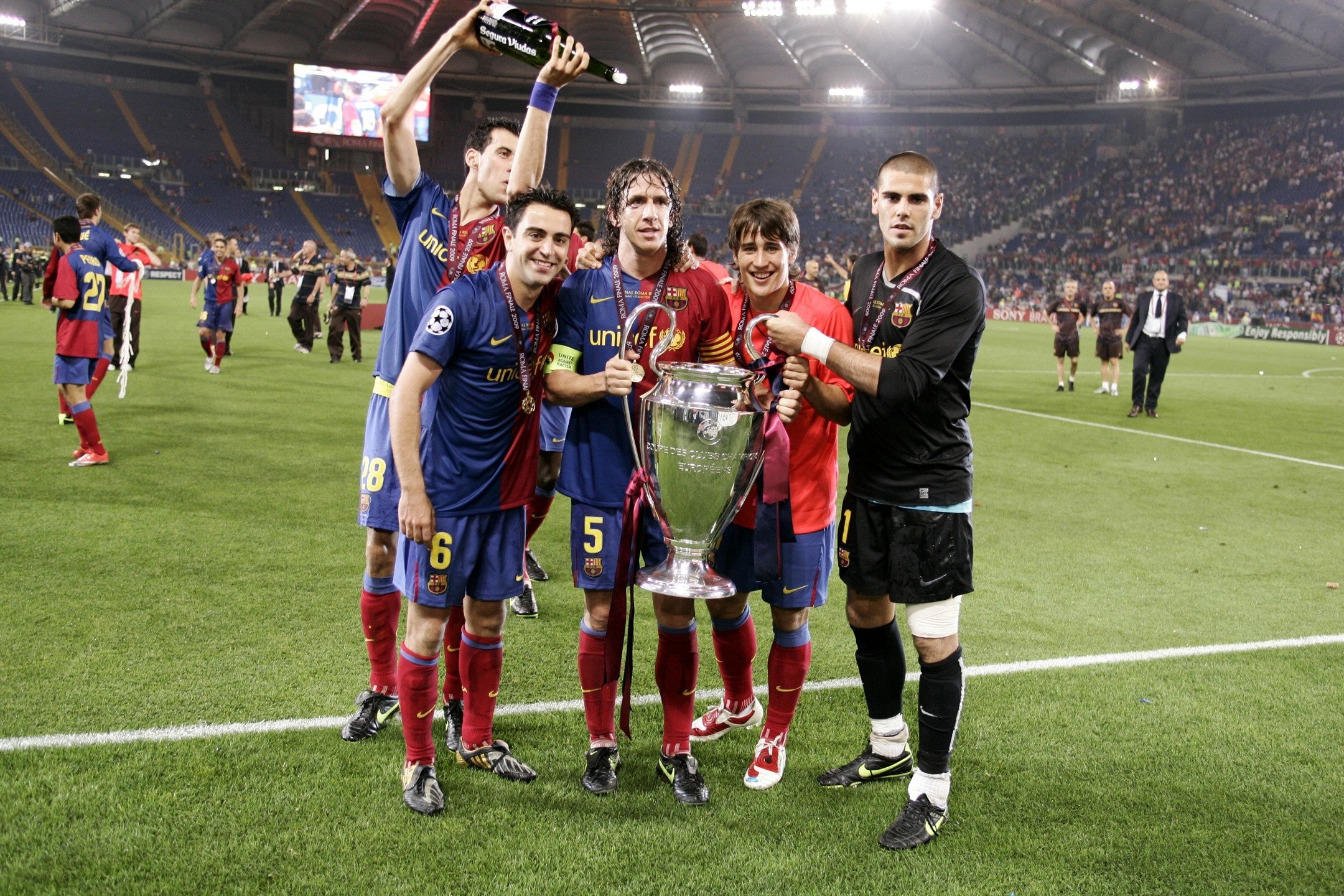 巴萨鏖战切尔西，范戴克扛起全队的简单介绍