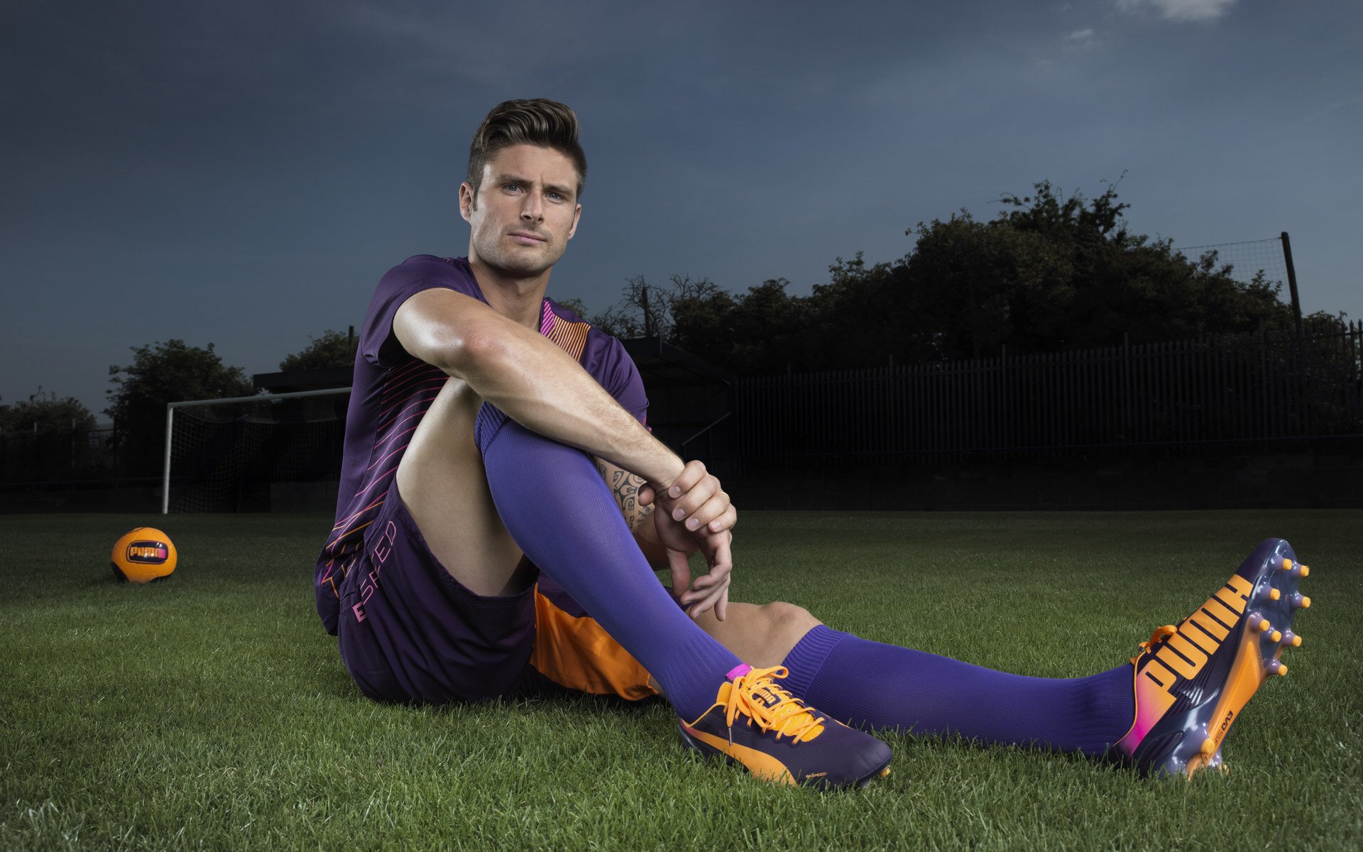 欧冠淘汰赛之夜,文班亚马展现巨星价值,篮球场上的欧冠级表演